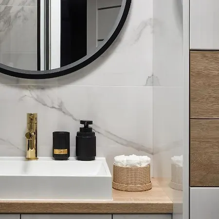 Zoli Stork - Hubnera 1 شقة *